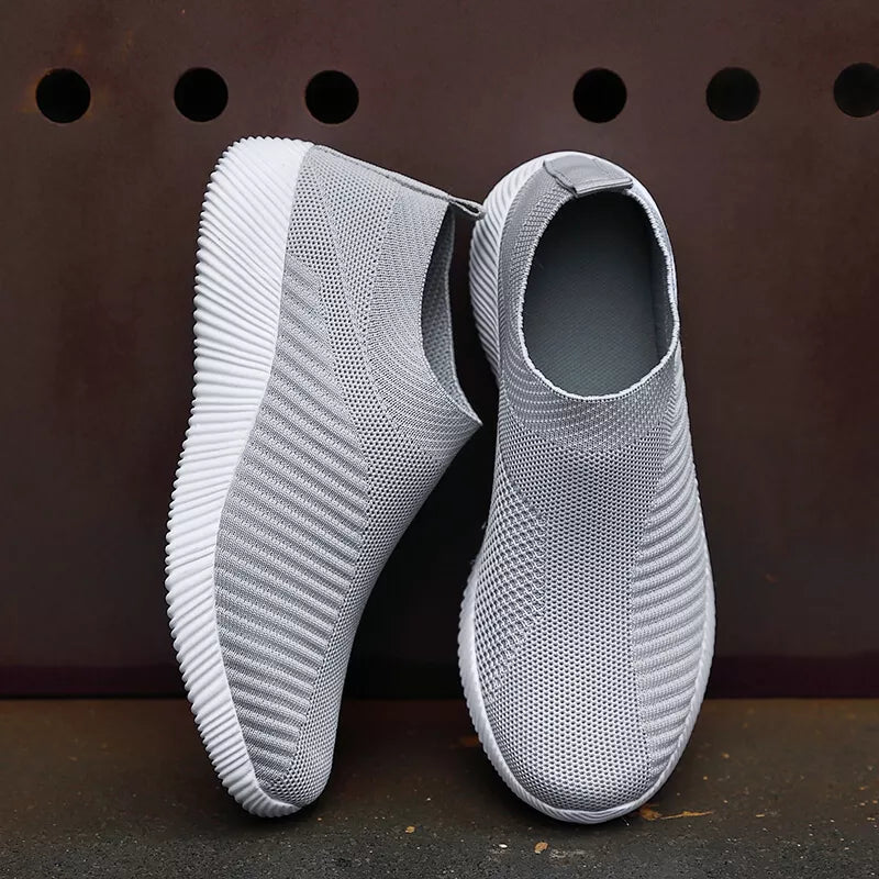 women-vulcanized-shoes-high-quality-women-sneakers-slip-on-flats-shoes-women-loafers-plus-size-42-walking-flat